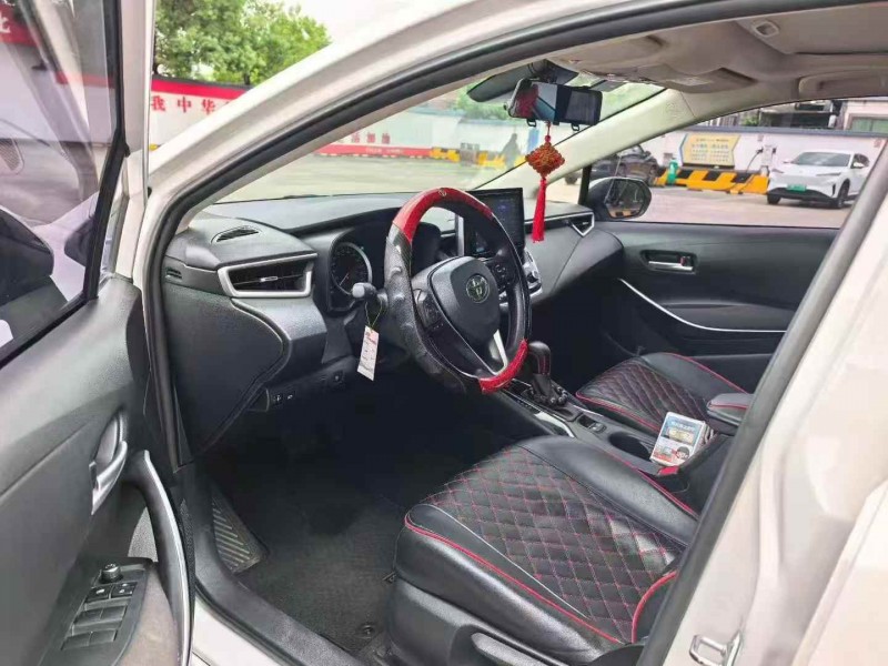 广州22年丰田卡罗拉4
