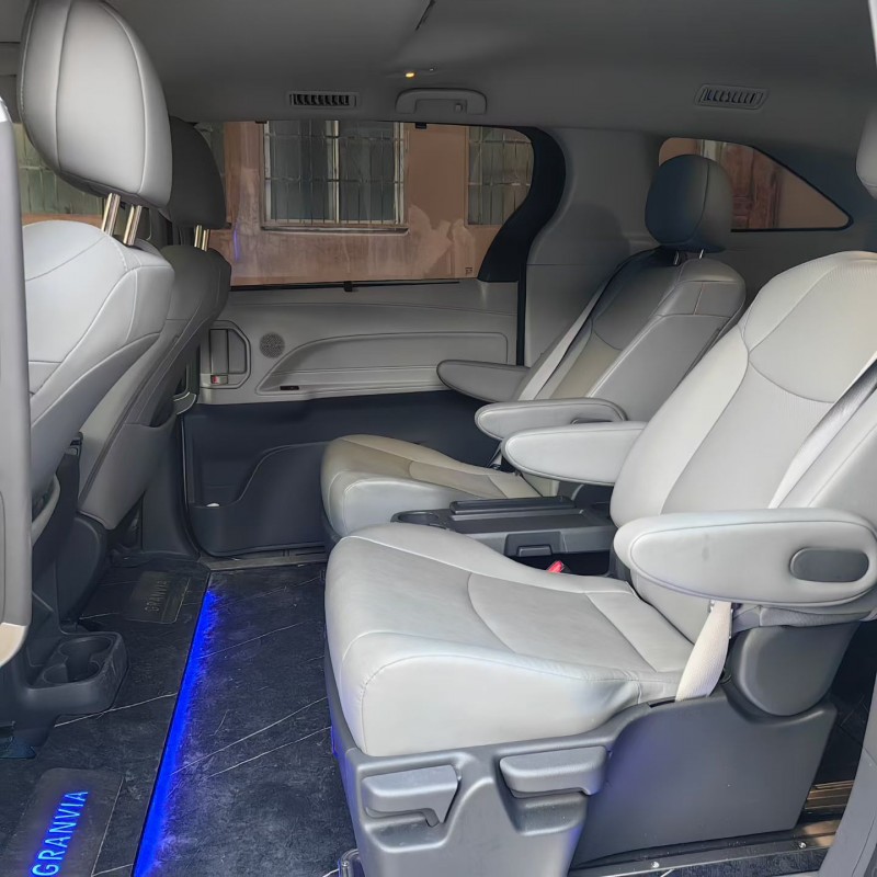 洛阳24年丰田格瑞维亚4