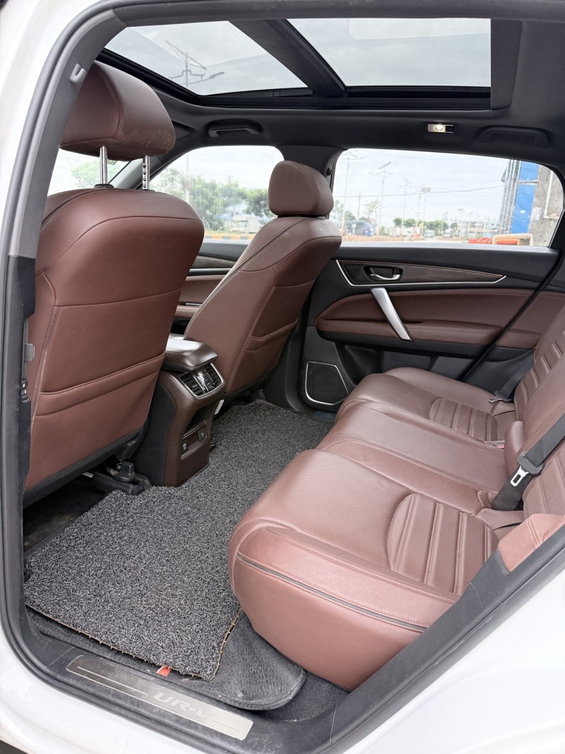 潮州17年本田URV4