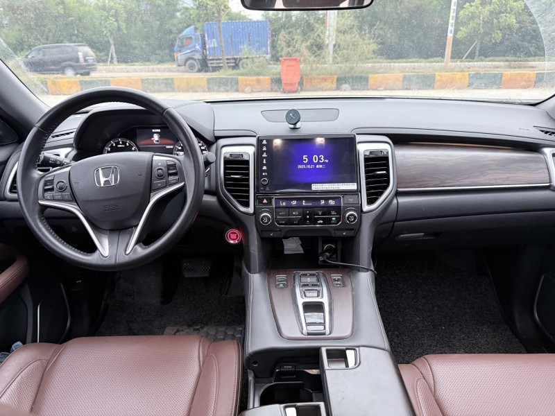 潮州17年本田URV5