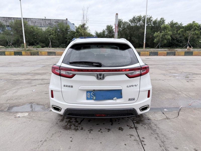 潮州17年本田URV7