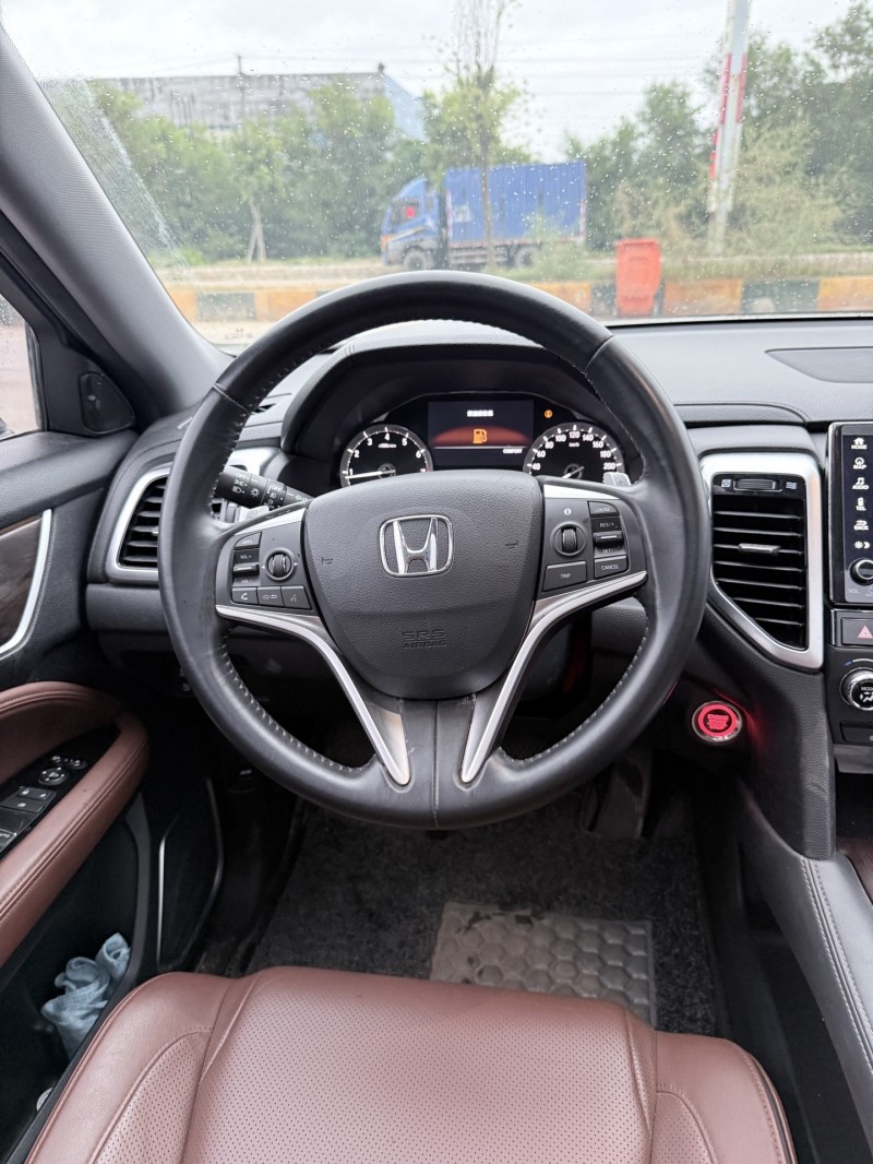 潮州17年本田URV9