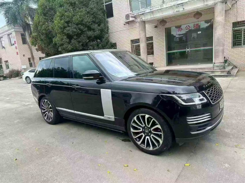 厦门19年路虎揽胜行政3