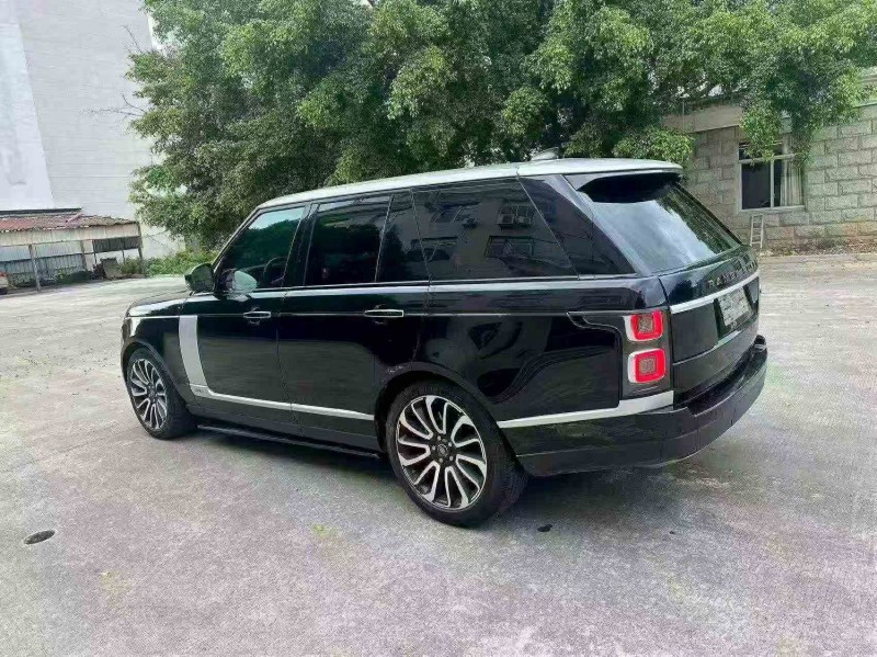 厦门19年路虎揽胜行政8