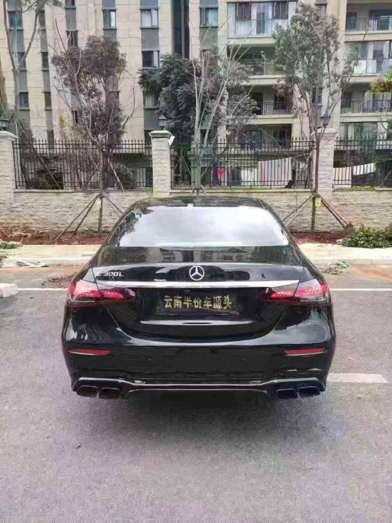 思茅21年奔驰E9