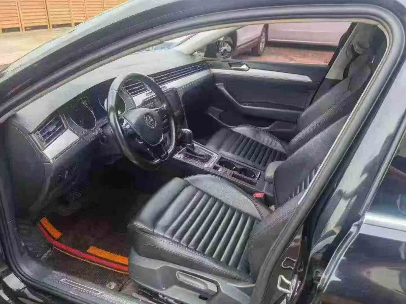 泸州17年大众迈腾5