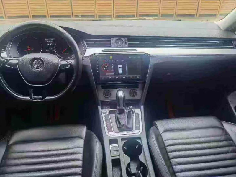 泸州17年大众迈腾6