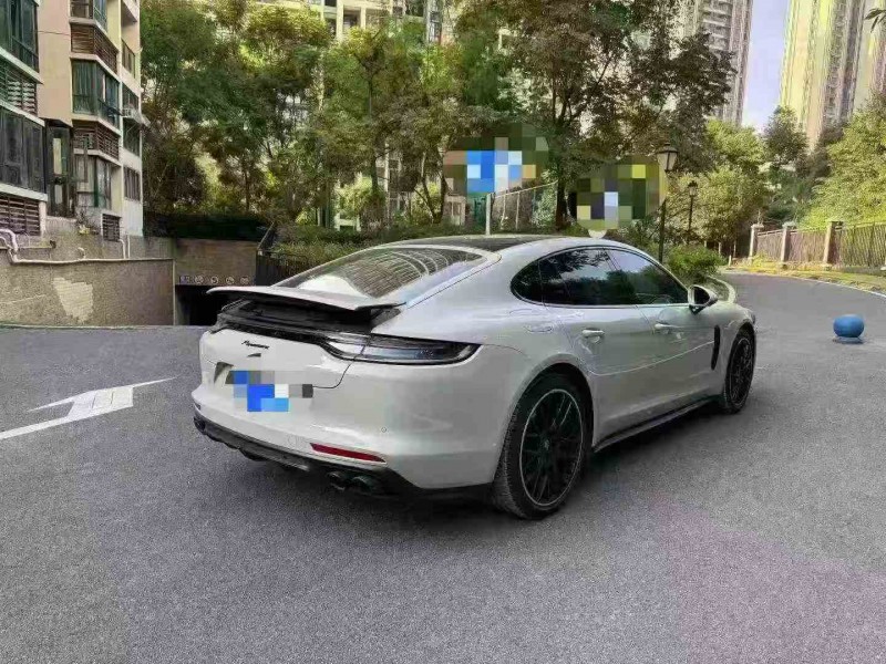 重庆24年保时捷帕拉梅拉7