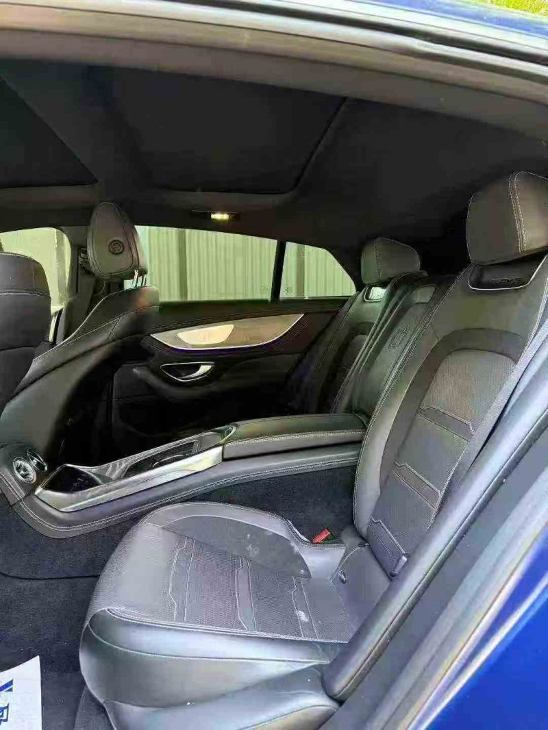 重庆20年奔驰AMG5