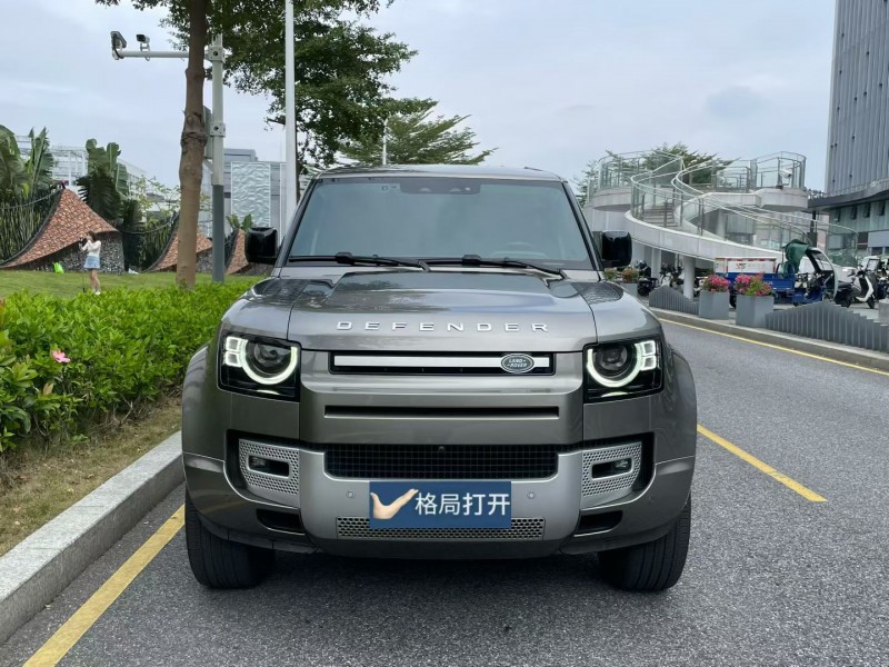 深圳22年路虎卫士1
