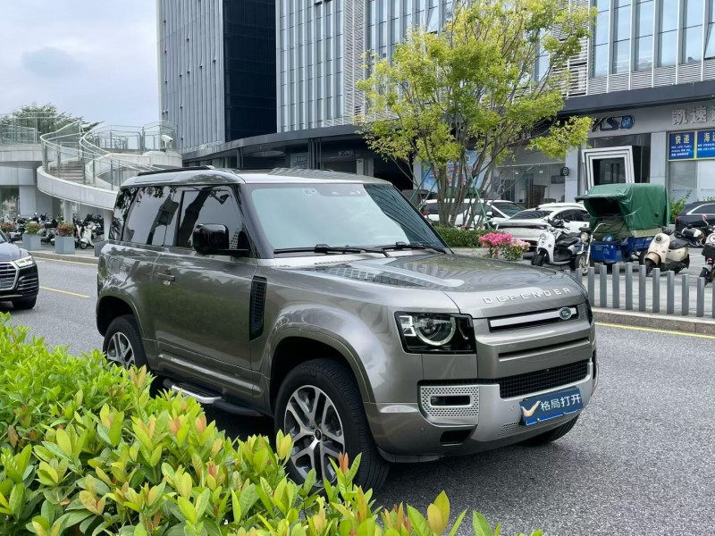 深圳22年路虎卫士2