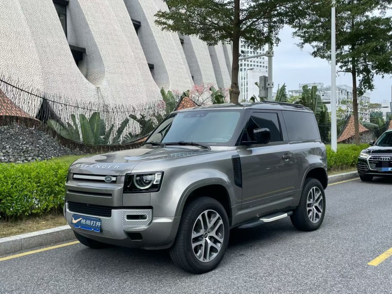 深圳22年路虎卫士3