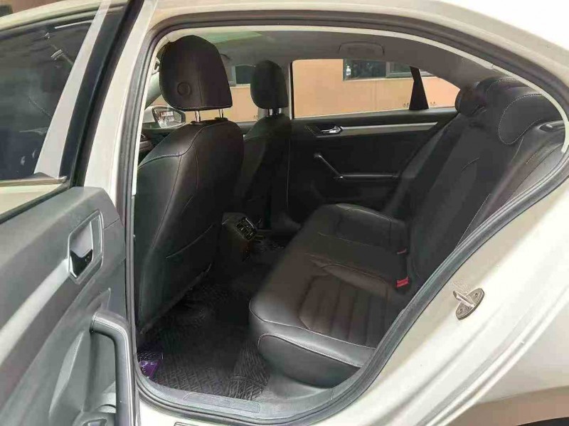 重庆19年大众凌渡6