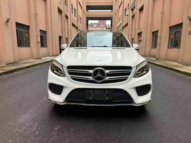 重庆17年奔驰GLE1