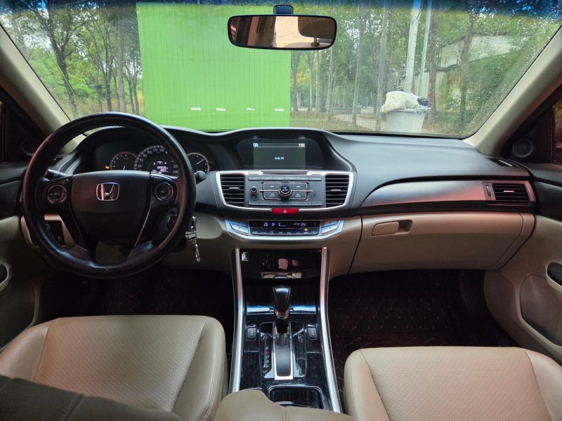 郑州15年本田雅阁9