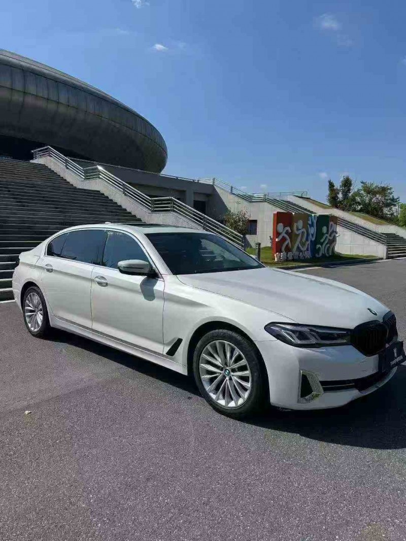 九江22年宝马5系3