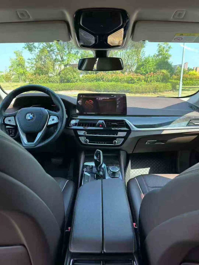 九江22年宝马5系4