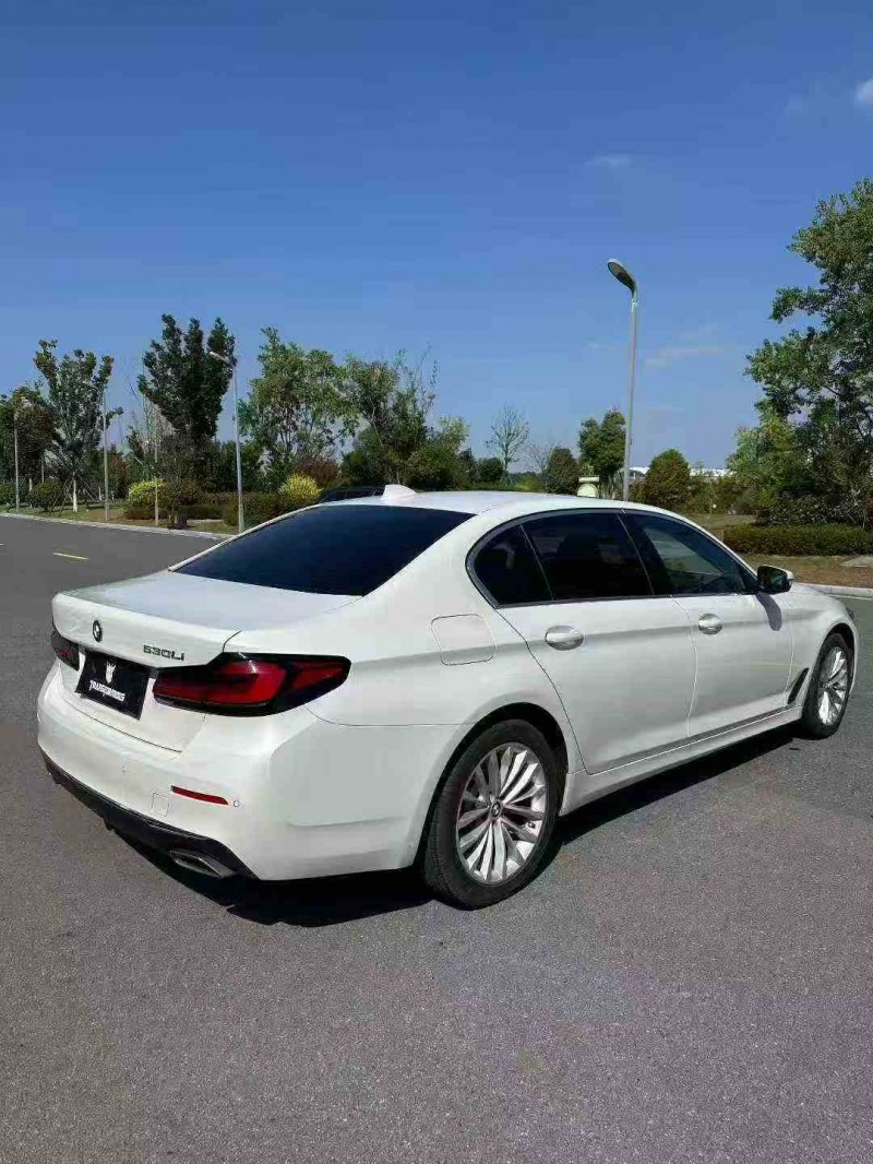 九江22年宝马5系8