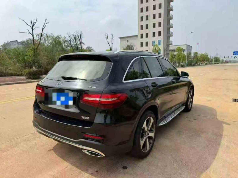 新余17年奔驰GLC7