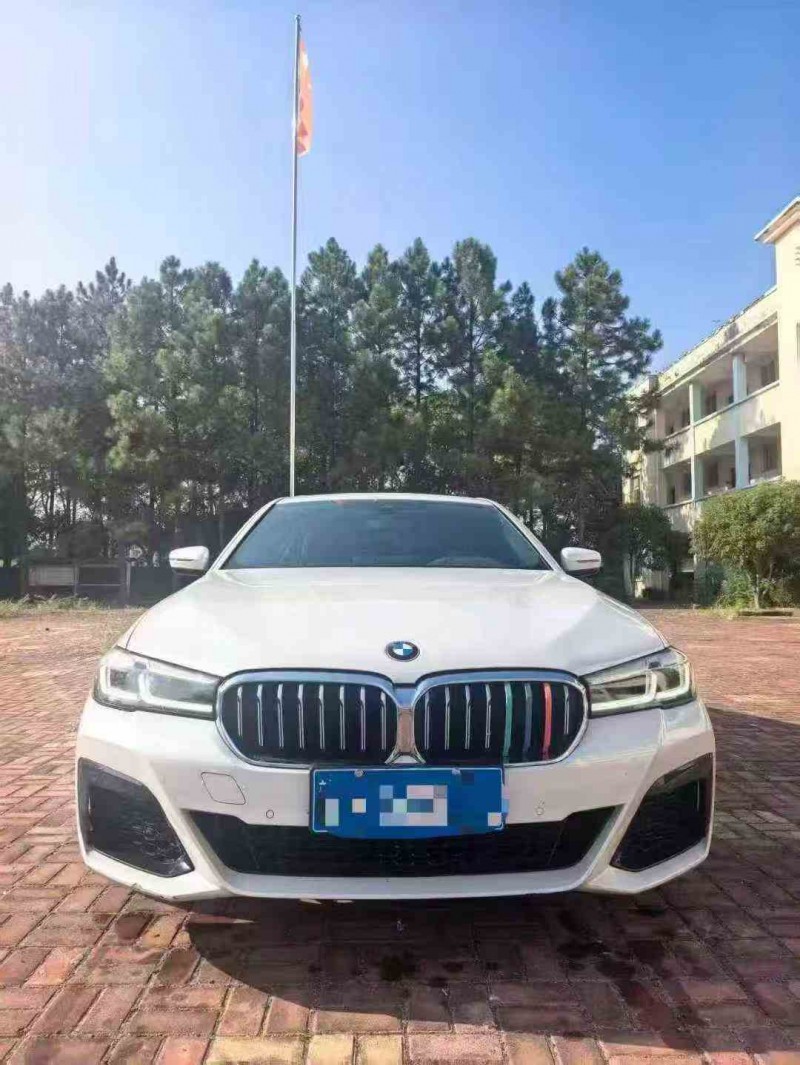 吉安23年宝马5系1