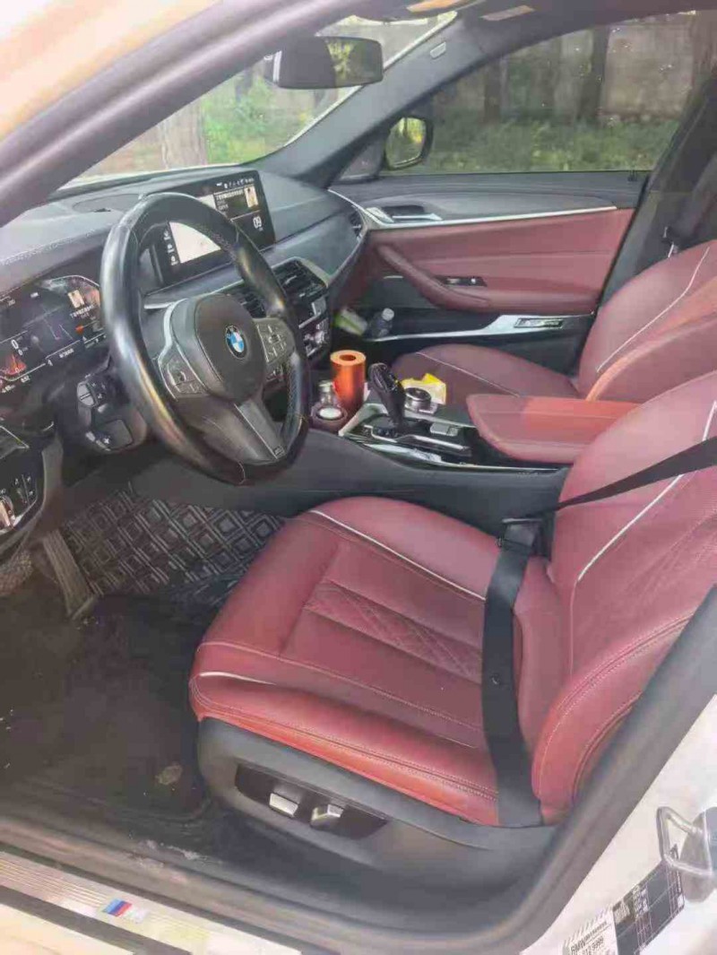 吉安23年宝马5系7