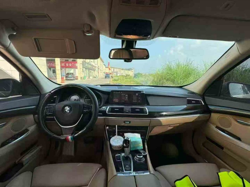 九江10年宝马5系4