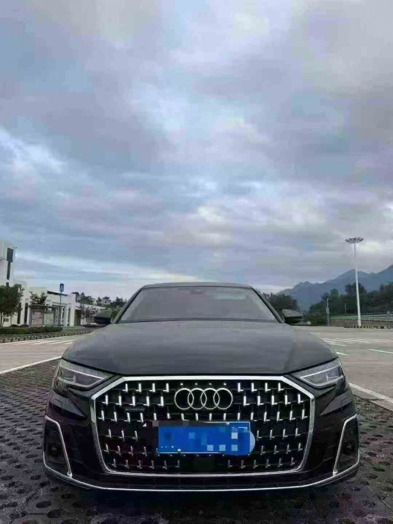 重庆24年奥迪A8L1