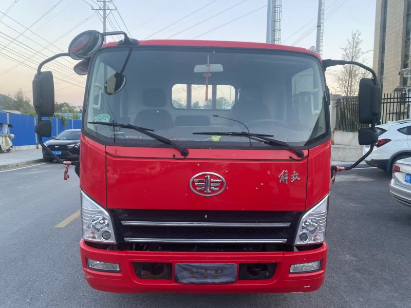 娄底24年解放解放卡车1