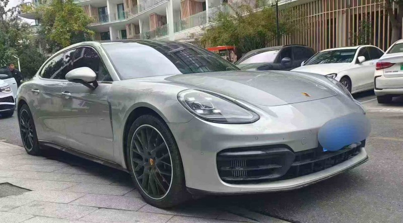 重庆24年保时捷帕拉梅拉2