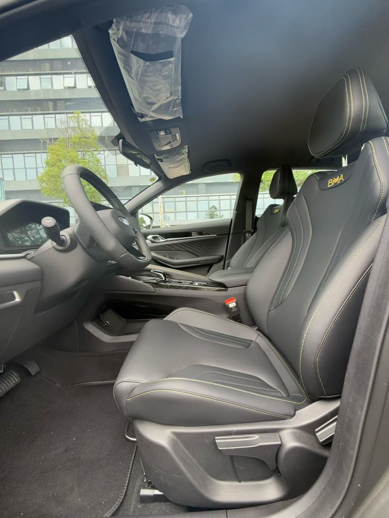 东莞25年吉利缤越4