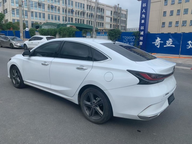 娄底23年长安汽车睿骋7