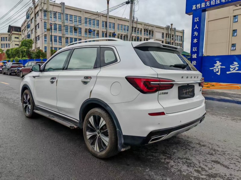 娄底21年荣威RX59