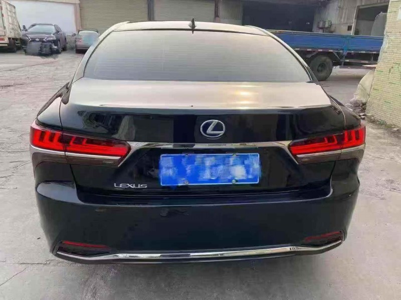 广州20年雷克萨斯LS7
