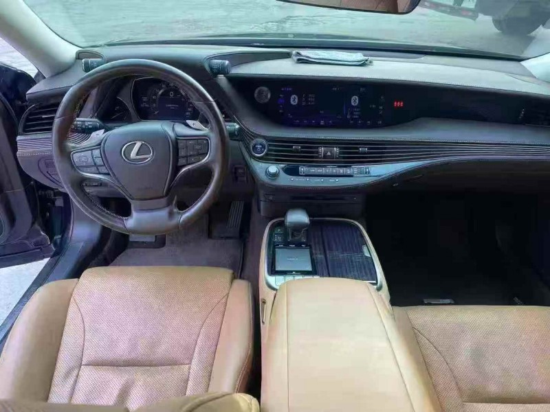 广州20年雷克萨斯LS8
