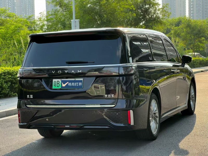 东莞24年岚图汽车梦想家8