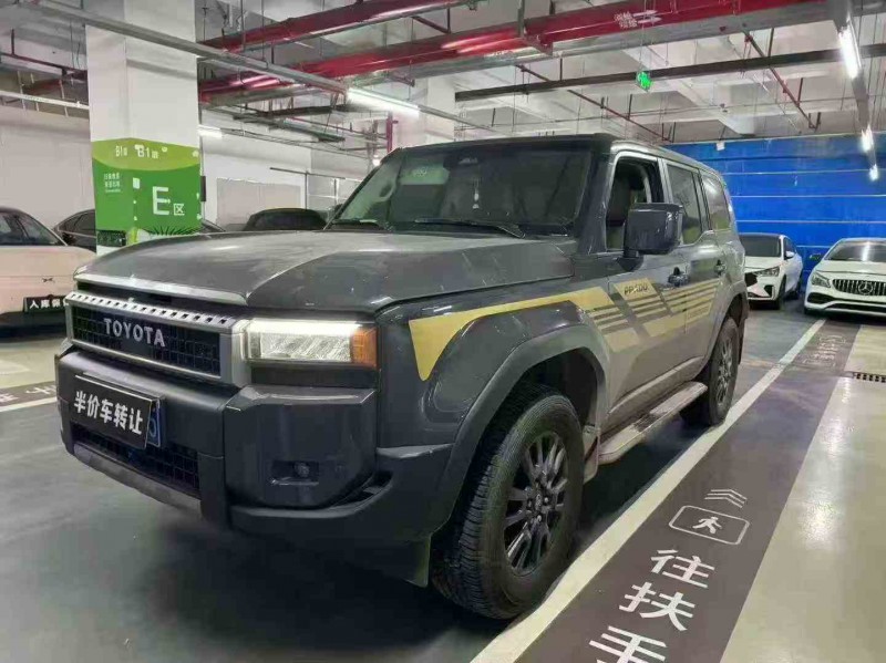 湖州24年丰田普拉多3