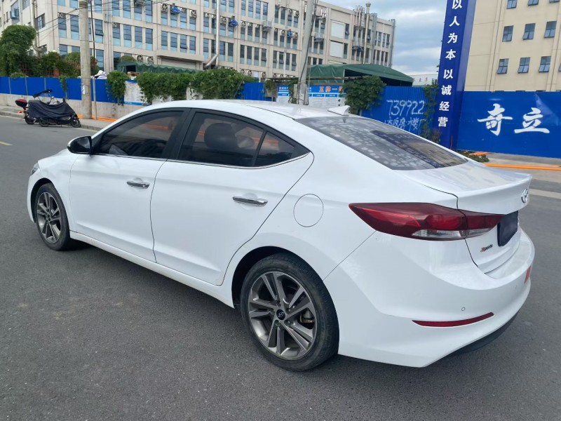 娄底17年现代领动8