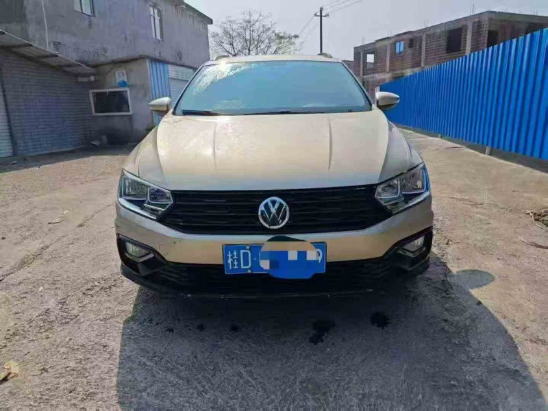 钦州16年大众蔚领1