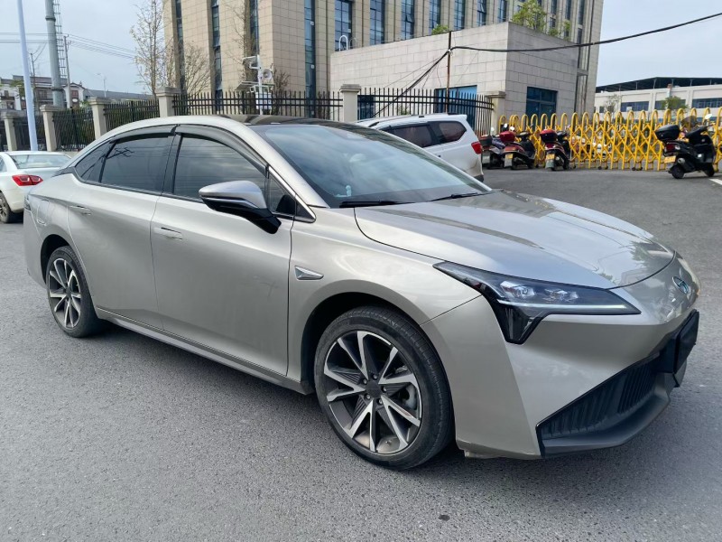 娄底23年传祺埃安S2