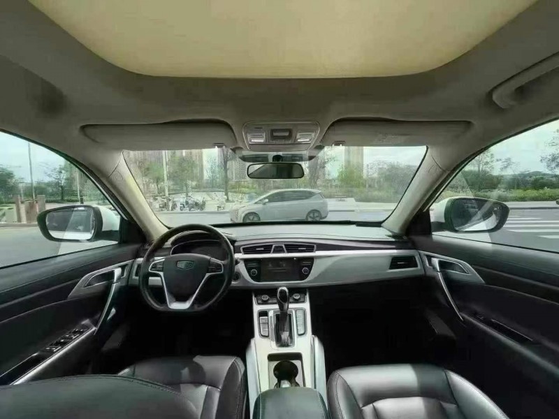 东莞19年吉利博越5