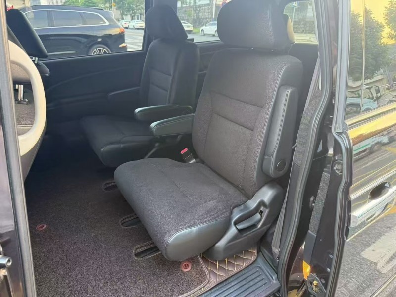 广州13年本田艾力绅5