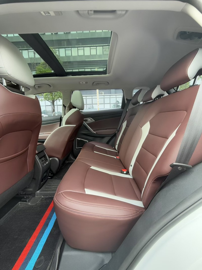 东莞23年吉利博越6