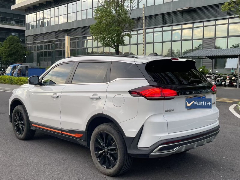 东莞22年吉利博越7