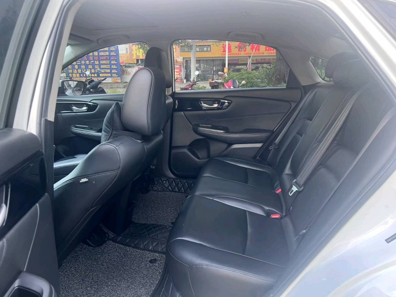 茂名19年本田凌派4