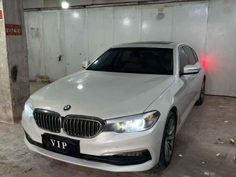 毕节18年宝马5系3