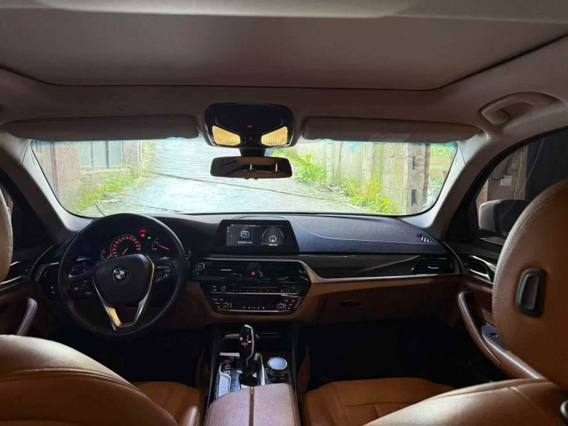 毕节18年宝马5系5