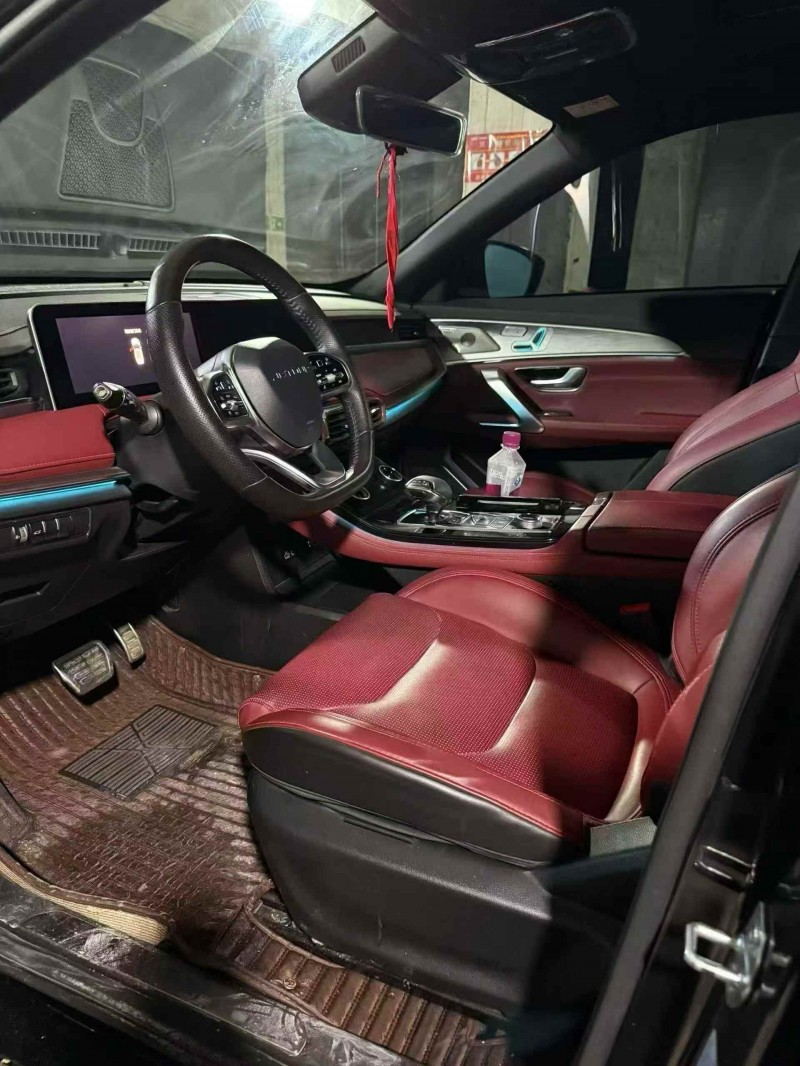 黔南22年奇瑞捷途4