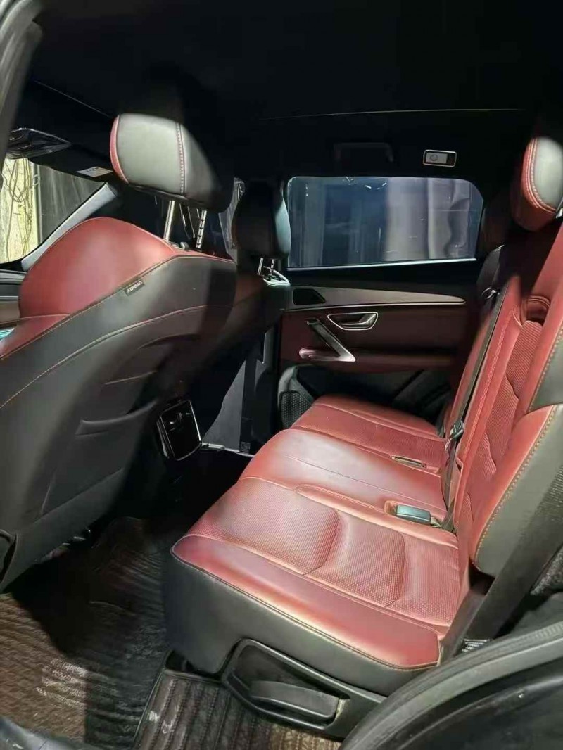 黔南22年奇瑞捷途6