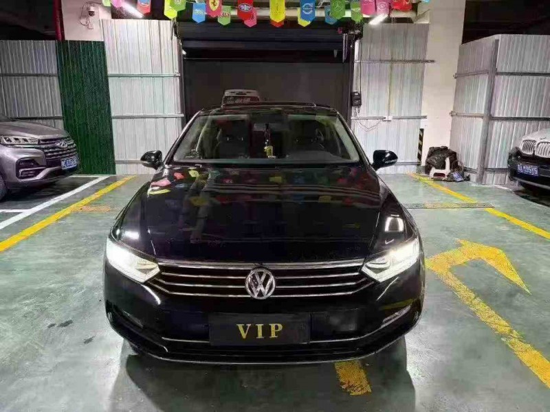 黔东南19年大众迈腾1