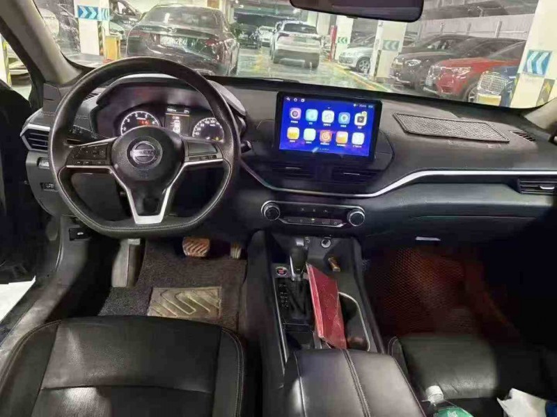 铜仁22年日产天籁4